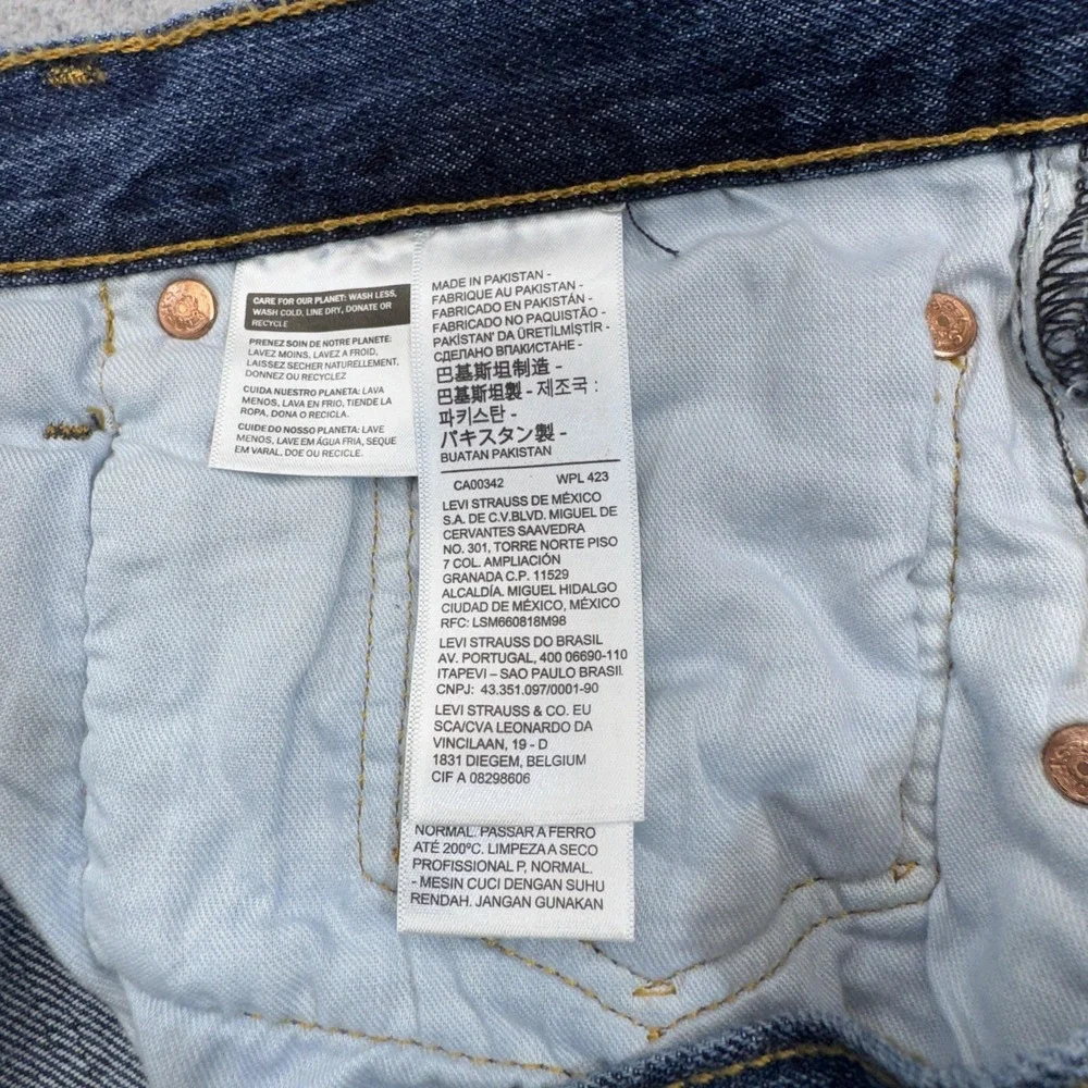 Levis 501 Jeans Mens 42x30 Blue Straight Denim Button Fly Cotton Classic Fit